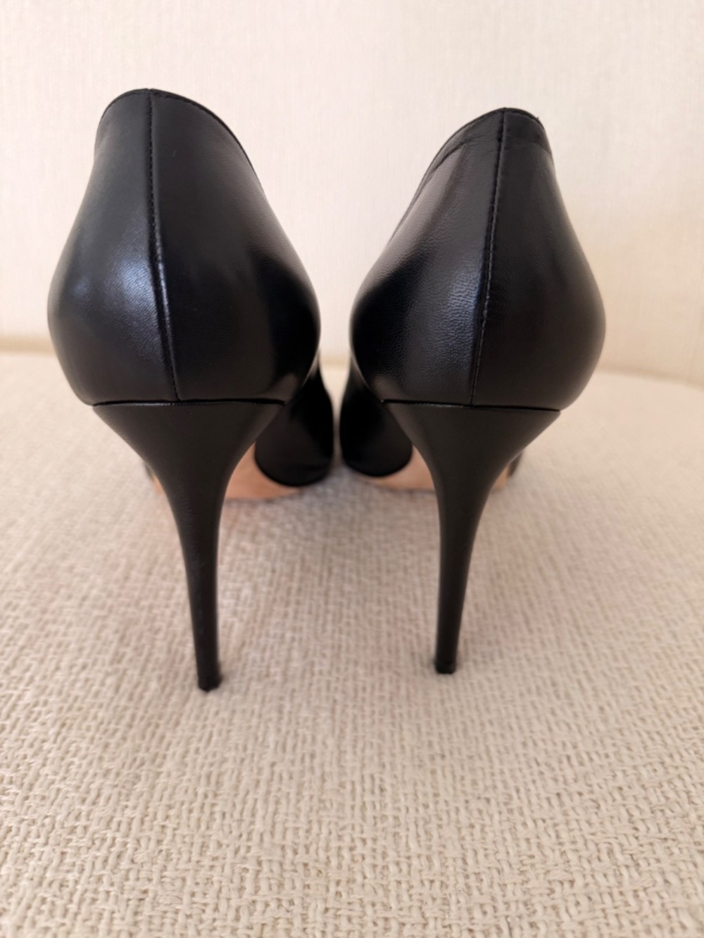 Gucci black leather pumps - Picture 8 of 10
